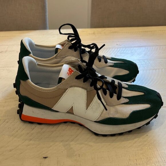 New Balance 327 - Picture 2 of 7